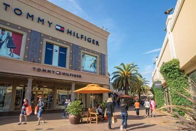 Citadel Outlets Transfer from Anaheim with VIP Lounge, storage & LAX Drop-Off - Practical Aspects and Logistics