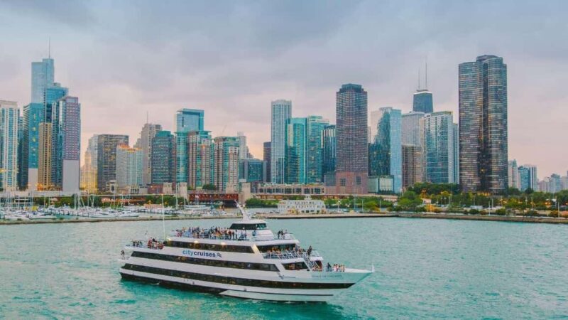 City Cruises Chicago: Lake Michigan Lunch or Dinner Cruise - A Closer Look at the Experience