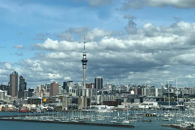 "City of Sails" highlights - private tour with German tour guide - What Makes This Tour Stand Out