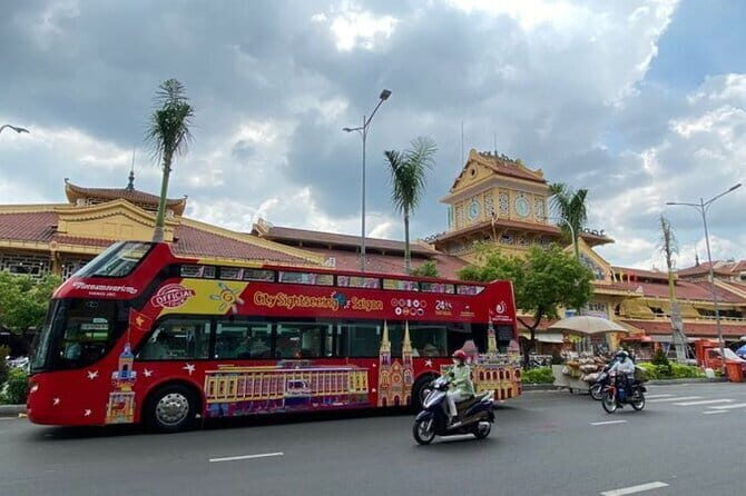 City Sightseeing Saigon Hop-On Hop-Off Bus Tour - An In-Depth Look at the Tour Itself