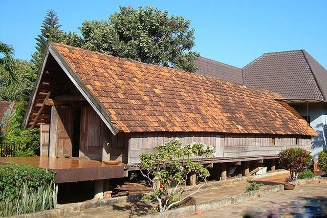 City tour, DraySap waterfall and Ban Don village Buon Ma Thuot - Key Points