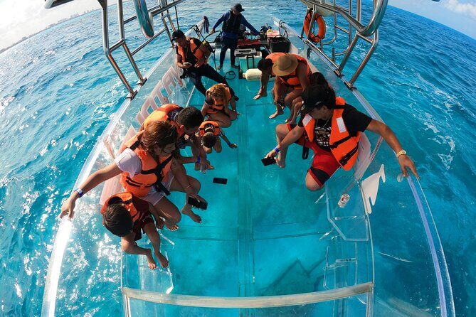 Clear Boat Cancun - Key Points