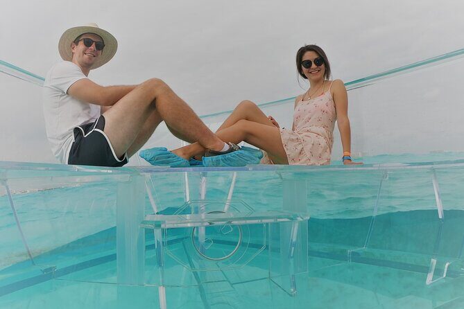 Clear Boat Tour in Cancun 1.5 hours great for pictures - FAQs