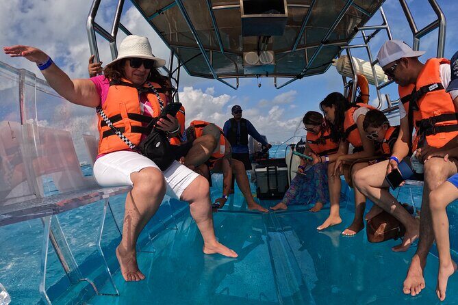 Clear Boat tour in Cancun, 1:30 hours perfect for pictures! - FAQ