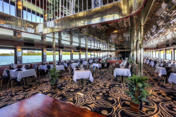 Clearwater Daytime Yacht Sightseeing Cruise with Optional Dining - Key Points