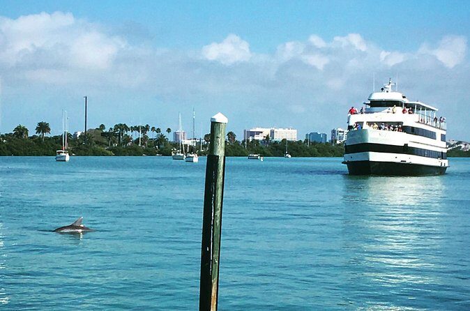 Clearwater Daytime Yacht Sightseeing Cruise with Optional Dining - FAQs