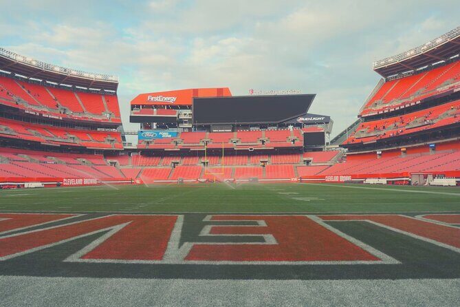 Cleveland Browns Football Game Ticket at Huntington Bank Field - An In-Depth Look at the Cleveland Browns Game Experience