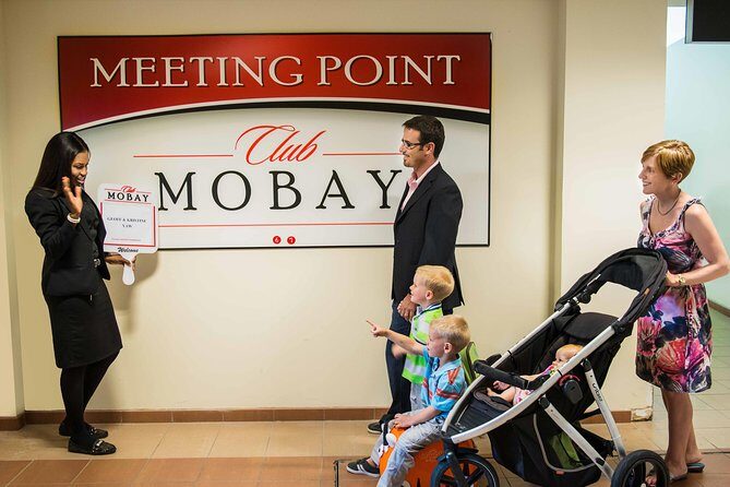 Club Mobay VIP Lounge Access and Round-Trip Airport Transfer - Key Points