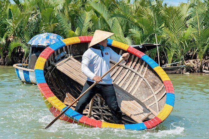 Coconut Basket Boat Ride by Hangcoconut - Discovering the Coconut Basket Boat Ride with Hangcoconut in Hoi An