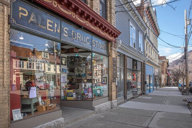 Cold Spring & Woodbury Outlets Day Tour From NY | Kids 50% Off - Practical Tips for the Day