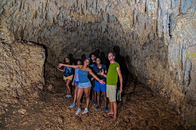 Cole's Cave Hike - An In-Depth Look at Cole’s Cave Hike