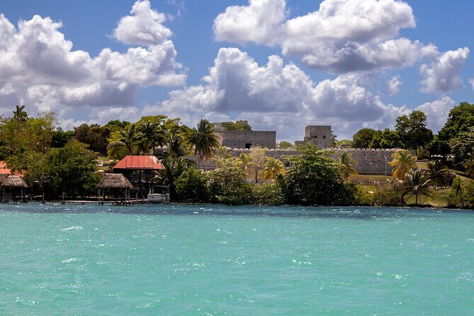 Collective tour of the Rapids of Bacalar in Pontoon - Who Should Consider This Tour?