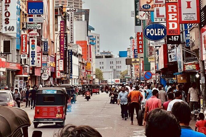 Colombo by Tuk Tuk Sightseeing Entry Fees included - Key Points