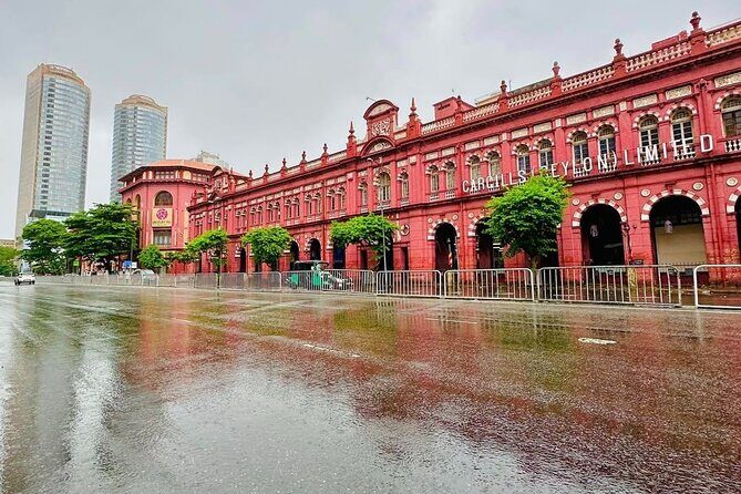 Colombo by Tuk Tuk Sightseeing Entry Fees included - What Travelers Say