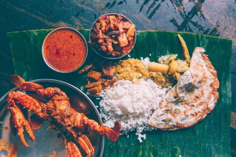 Colombo City Exploration with Banana Leaf Lunch - The Iconic Red Mosque and Coastal Views
