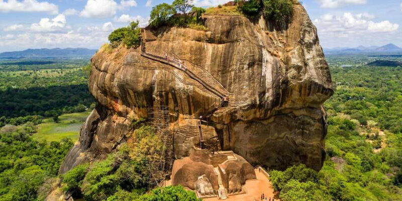 Colombo: Polonnaruwa & Sigiriya Guided Day Tour with Lunch - Key Points