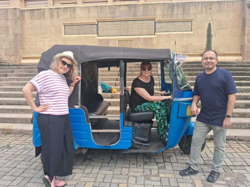 Colombo: Private Guided Tuk Tuk City Tour with Hotel Pickup - The Value of This Tour