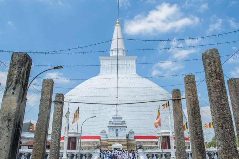 Colombo:Anuradhapura & Wilpattu Safari All Inclusive Tour - Key Points