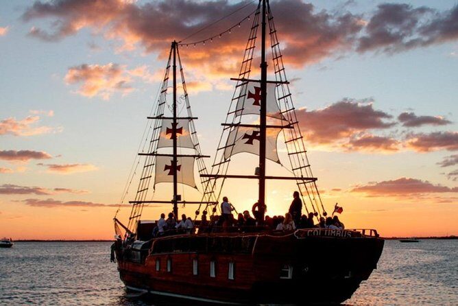 Columbus Romantic Dinner & Live Saxophone over Nichupte Lagoon - FAQ