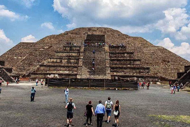 Combo 2 days. Day1: Mexico City Tour & Pyramids. Day2: Xochimilco & Frida Kahlo - FAQs