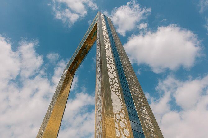 Combo Dubai Frame and Desert Safari with Dinner - FAQ