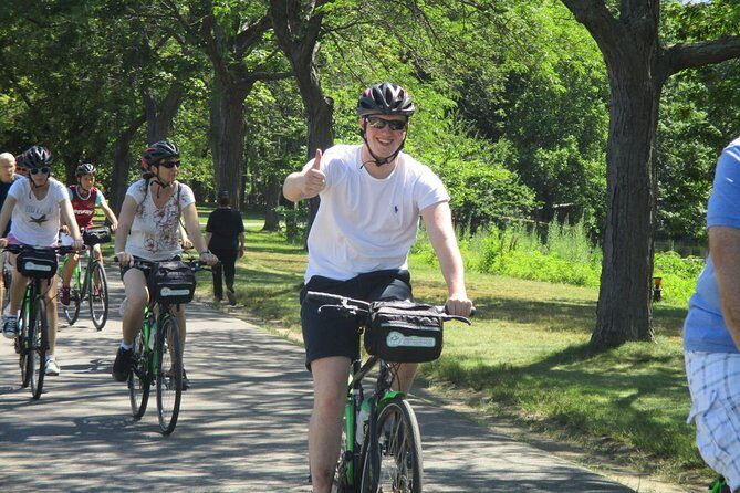 Comfort Hybrid Boston City Bike Rental - The Sum Up