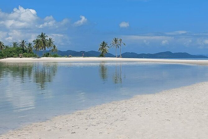 - Comfortable boat for cruising in Phang Nga Bay - The "Must-Do"! - An In-Depth Look at the Phang Nga Bay Full-Day Cruise