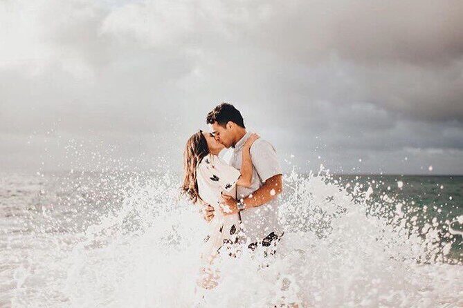 Conceptual and Surreal Wave Photography on Kauai - FAQ
