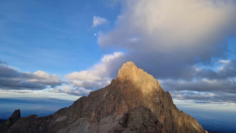 Conquer Mount Kenya: Mt Kenya Trekking via Chogoria 4-5 days - Who Will Love This Experience?