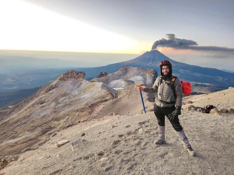 Conquer the summit of the Iztaccihuatl volcano - The Sum Up