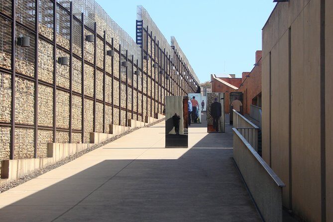 Constitution Hill And Apartheid Museum Combined - FAQ