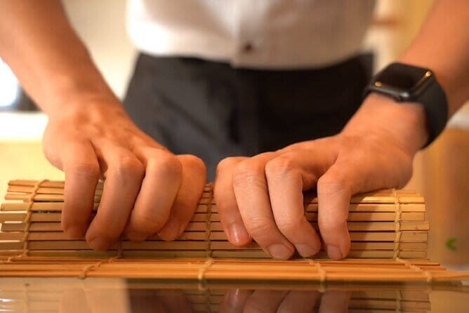 Cook and Roll The Sushi Like a Samurai in Osaka - A Closer Look at the Osaka Sushi Class