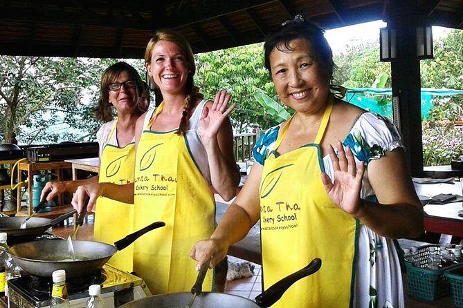Cooking Class and Market Tour at Lanta Thai Cookery School on Koh Lanta - Introduction: A Taste of Thailand in a Class