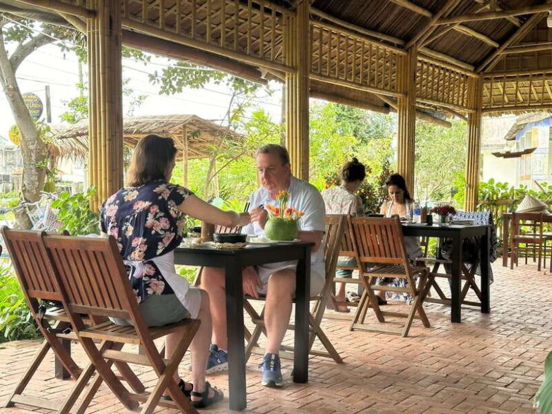 Cooking class in Tra Que village and lantern making - FAQs