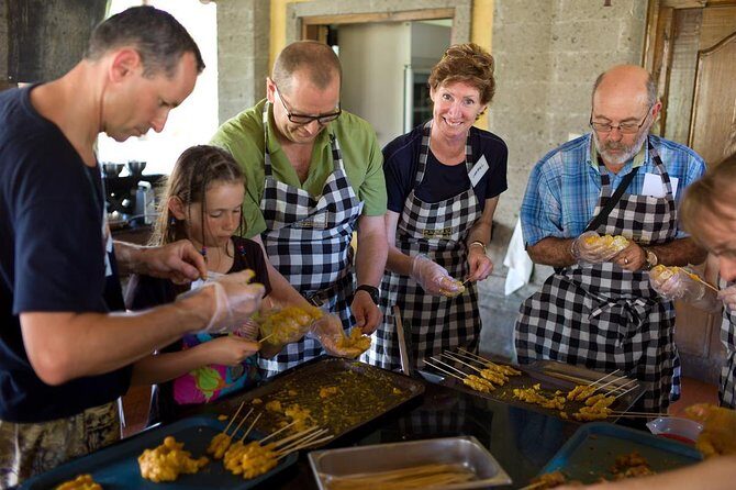 Cooking Class , Local Market , Basket Boat And CRABS FISHING - Who Should Consider This Tour?