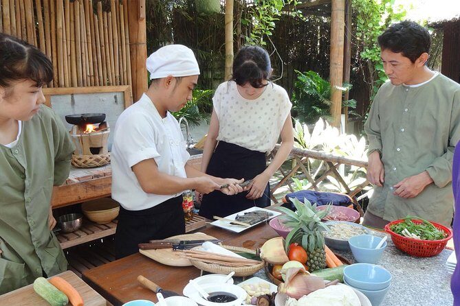 Cooking Class , Local Market , Basket Boat And CRABS FISHING - FAQs