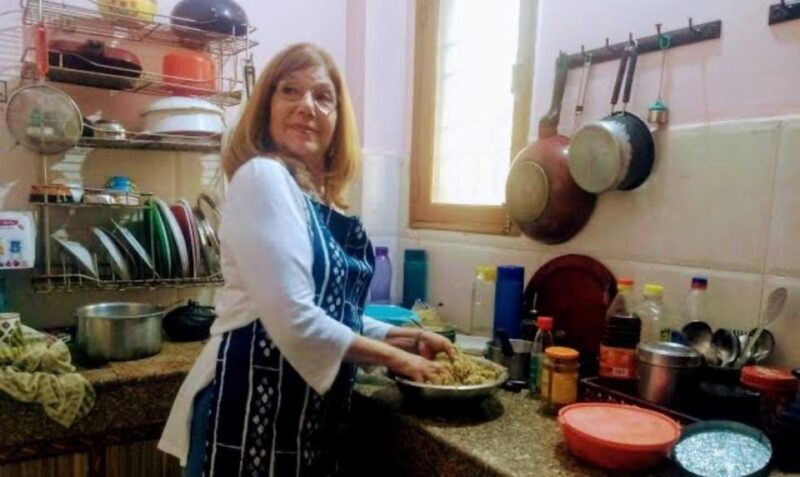 Cooking class with taj - The Pros and Cons: Balancing the Experience
