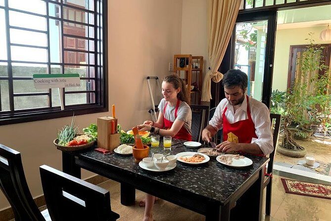 Cooking with Jolie in Hoi An and Lantern making class (JHA4) - Crafting a Lantern — A Symbol of Hoi An