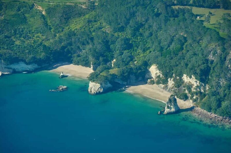 Coromandel and Cathedral Cove Scenic Flight from Tauranga - An In-Depth Look at the Scenic Flight