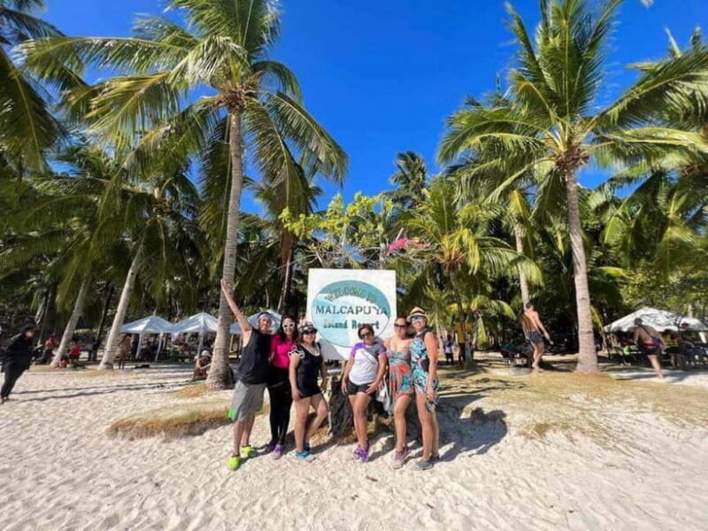 Coron: Island Escapade Tour with Lunch - Transportation and Group Size