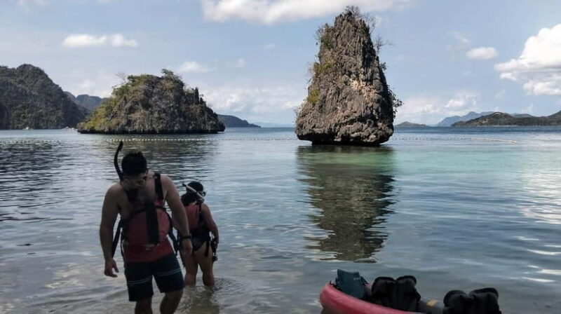 Coron: North Face Kayaking Tour with Lunch and Snorkeling - Key Points