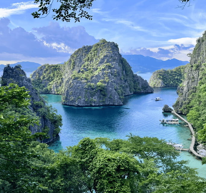Coron: Private Boat Hire with Bespoke Guided Tour - The On-Board Experience & Food