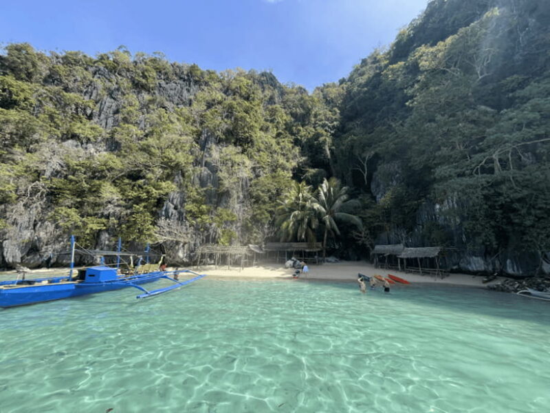 Coron: Private Boat Hire with Bespoke Guided Tour - Practicalities & Considerations
