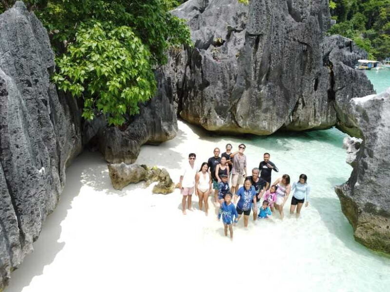 CORON TOUR - PRIVATE BOAT RENTAL with LUNCH (7 Destinations) - Who Would Love This Tour?