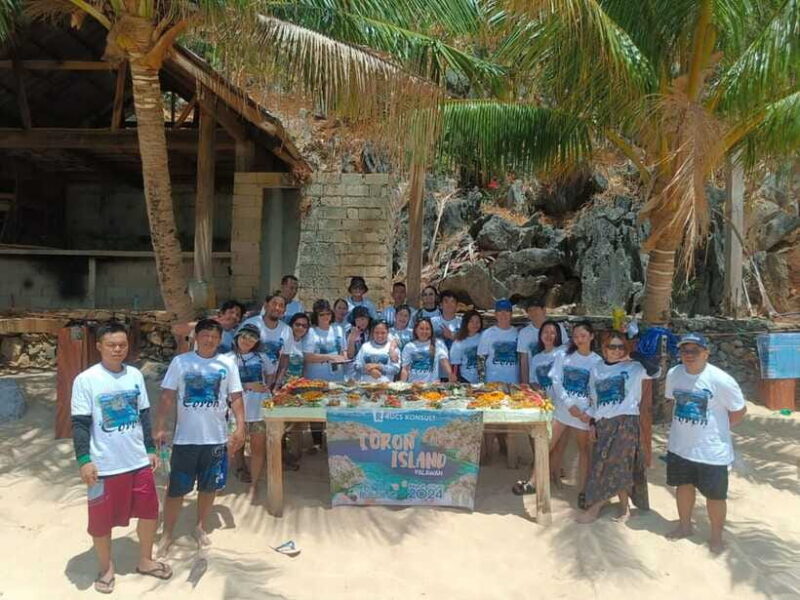 CORON TOUR - PRIVATE BOAT RENTAL with LUNCH (7 Destinations) - The Sum Up