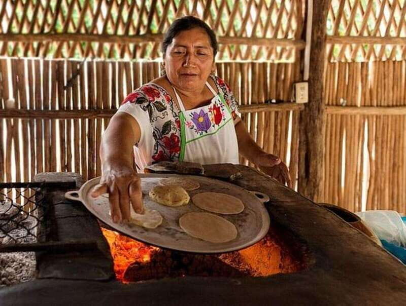 Costa Maya: Chacchoben Mayan City and Mayan Experience - Culinary Traditions and Ancestral Techniques