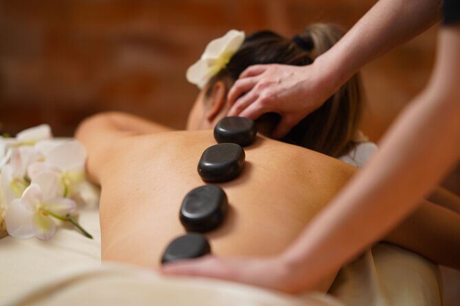 Couples Hot Stone Massage and Halotherapy in Las Vegas - An In-Depth Look at the Experience