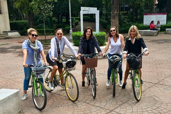 Coyoacán Walking Tour: Access to Frida Kahlo Museum & Tacos - Starting Point and First Impressions