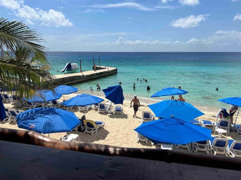 Cozumel: All-Inclusive Beach Club Day Pass with Open Bar - Key Points