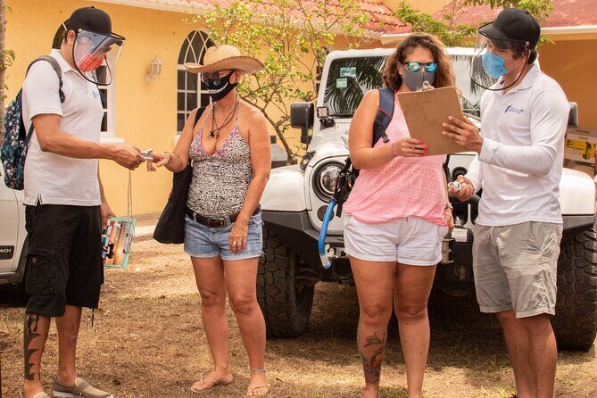Cozumel Private Jeep Tour with Snorkeling Experience and Lunch - Exploring Cozumel with a Private Jeep